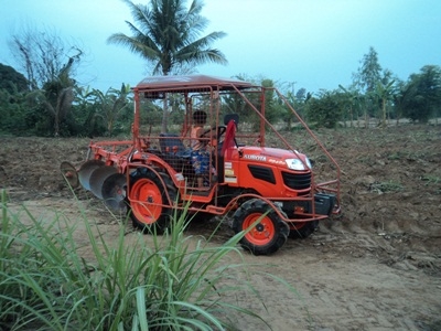 เจ๊อยู่หนองบัวลำภูมัดจำ5000ให้เอาขื้นไปส่งผมไม่แน่ใจเลยว่าจะเอาหรือไม่เอา