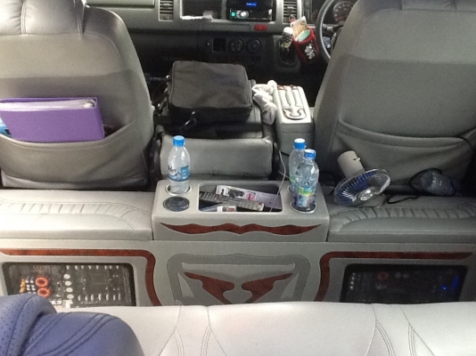 ขาย TOYOTA COMMUTER 2011