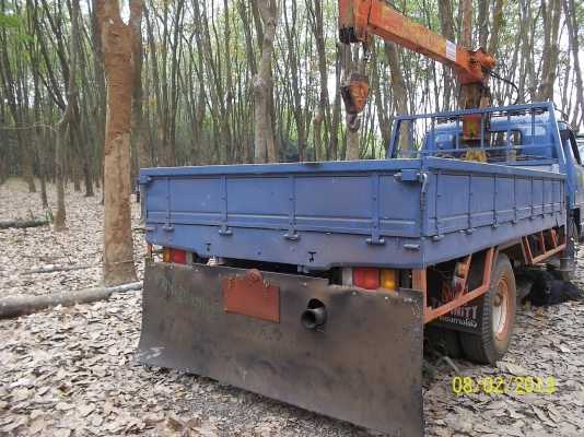 ขาย6ล้อ npr   เครื่อง   4be1  พวงมาลัยเพาเวอร์