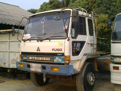 ขายรถบรรทุกหัวคัทซี MITSUBISHI FN528 EURO I เครื่อง 195 แรง 2 เพลา ทะเบียนพร้อมโอน