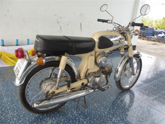 ขาย/แลก HONDA S90 มีเล่ม่ทะเบียน+ชุดโอนภาษีเต็ม ก.พ.57 (จัดส่งได้) ขาย/แลก HONDA S90 มีเล่ม่ทะเบียน+ชุดโอนภาษีเต็ม ก.พ.57 (จัดส่งได้)
