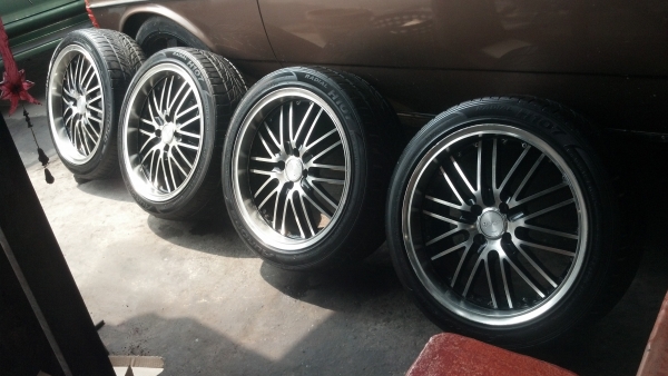 แม็กวีไอพี 4 รู 100 ขอบ17 พร้อมยาง 205 45 17 ปี 10