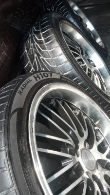 แม็กวีไอพี 4 รู 100 ขอบ17 พร้อมยาง 205 45 17 ปี 10 แม็กวีไอพี 4 รู 100 ขอบ17 พร้อมยาง 205 45 17 ปี 10