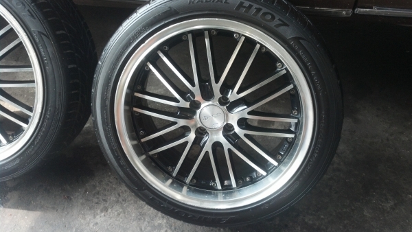 แม็กวีไอพี 4 รู 100 ขอบ17 พร้อมยาง 205 45 17 ปี 10 แม็กวีไอพี 4 รู 100 ขอบ17 พร้อมยาง 205 45 17 ปี 10