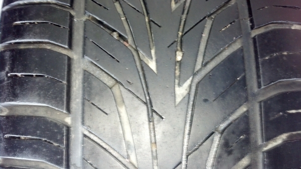 แม็กวีไอพี 4 รู 100 ขอบ17 พร้อมยาง 205 45 17 ปี 10 แม็กวีไอพี 4 รู 100 ขอบ17 พร้อมยาง 205 45 17 ปี 10