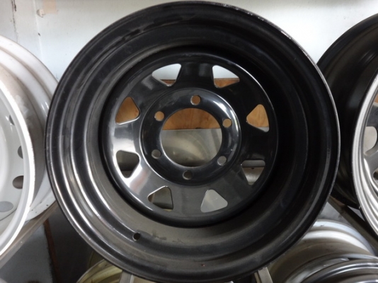 ขายล้อโฟร์พร้อมยาง 265-75-16 ลายนี้หายาก  แข็งแรงแน่ๆ
