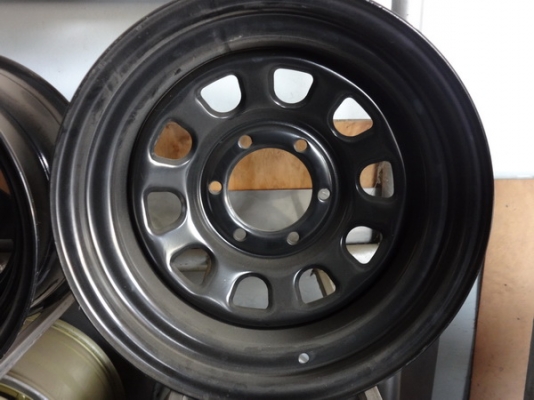 ขายล้อโฟร์พร้อมยาง 265-75-16 ลายนี้หายาก  แข็งแรงแน่ๆ