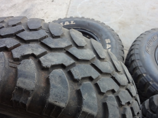 ขายล้อโฟร์พร้อมยาง 265-75-16 ลายนี้หายาก  แข็งแรงแน่ๆ