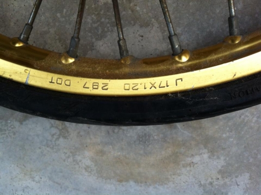 (ขายไปแล้วครับ รายละเอียดด้านในครับ)ขายล้อใส่ มีโอ นูโว ฟีโน่ 115 สภาพตามรูปเลยครับ 200 บาท ต่อรองได้ สามพราน นครปฐม