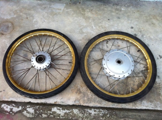 (ขายไปแล้วครับ รายละเอียดด้านในครับ)ขายล้อใส่ มีโอ นูโว ฟีโน่ 115 สภาพตามรูปเลยครับ 200 บาท ต่อรองได้ สามพราน นครปฐม