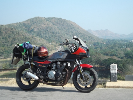 ขาย kawasaki gpz400f สภาพครบๆ