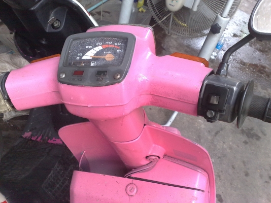 ขายรถปีอบsuzuki รุ่นเก่าแนวๆเวสป้า ขายรถปีอบsuzuki รุ่นเก่าแนวๆเวสป้า