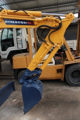 มือสองญี่ปุ่นนำเข้าเอง แบคโฮ KOMATSU-PC20-6 พร้อมไลน์หัวเจาะ มือสองญี่ปุ่นแท้ สภาพดี ทำสีแล้ว รถพร้อมใช้ ราคาคุยกันได้ มีบริการขนส่ง มือสองญี่ปุ่นนำเข้าเอง แบคโฮ KOMATSU-PC20-6 พร้อมไลน์หัวเจาะ มือสองญี่ปุ่นแท้ สภาพดี ทำสีแล้ว รถพร้อมใช้ ราคาคุยกันได้ มีบริการขนส่ง