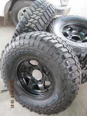 แม็ก 15 ยาง 33 MT ทั้งชุด 21,500