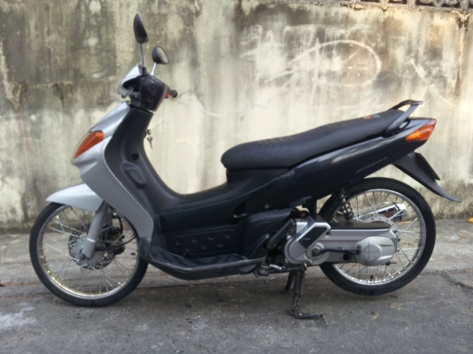 ขายyamaha nouvo ตัวแรก  พร้อมใช้