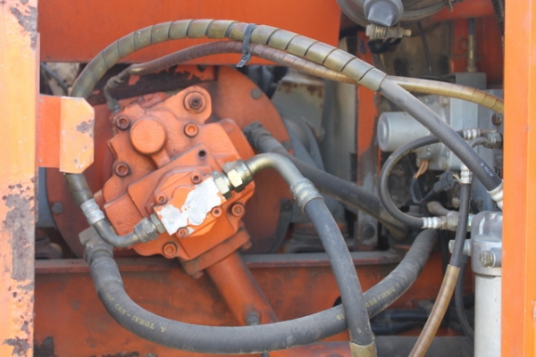 ขายแบคโฮ HITACHI EX60-3 เครื่อง NISSAN BD30 สภาพดีใช้งานอยู่ทุกวัน 086-1171671 (สุรศักดิ์)