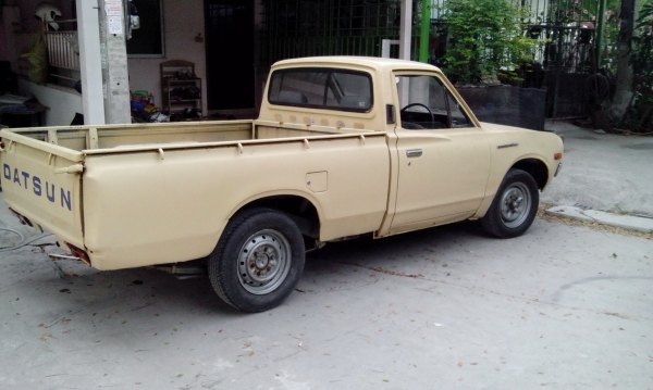 ขาย datsun 620 ช้างเหยียบ
