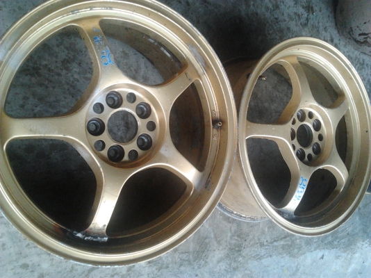 ล้อแท้ 5รู100    1คู่  มีซ่อม
