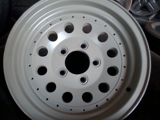 แม็กขอบ 14 หยดน้ำ วงละ1500 บาท 5รู 114.3