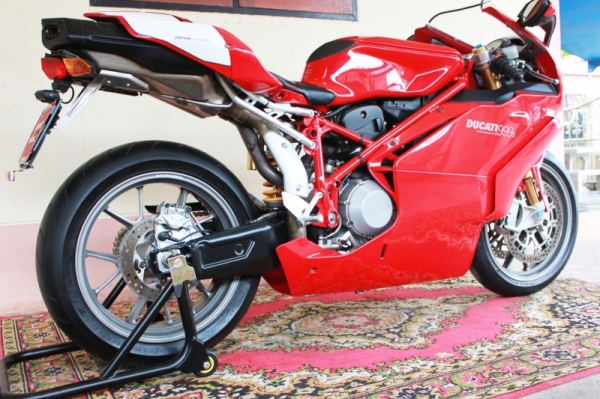DUCATI      999 S      ปี 05     สีเดิมจากญี่ปุ่นทั้งคัน  รับประกันเครื่องยนต์ 1 ปี