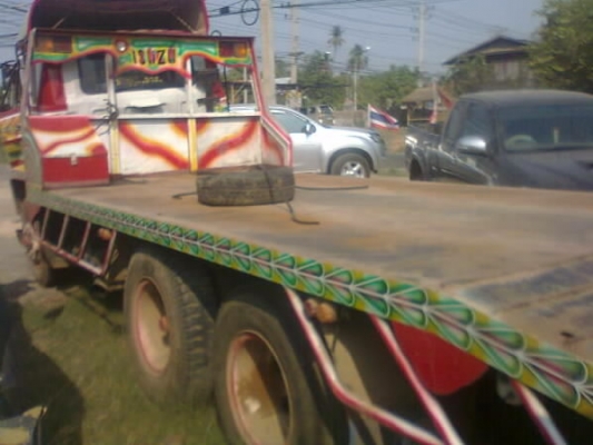 ISUZU JCM 185 HP 6BF1 รถหางปลา 10 เพลาเดียว มีหางไฮดรอลิกส์ขึ้นรถเกี่ยวครบพร้อม เครื่องแน่นดีแรงดี หัวเก๋งลายสวยต้องเก็บรายละเอียดเล็กน้อย ช่วงล่างคัชซีสวยมากไม่มีดาม ยางสภาพดี 10 เส้นพร้อมบรรทุกพร้อมใช้ เอกสารทะเบียนครบพร้อมโอน ราคาต่อรองได้ครับ