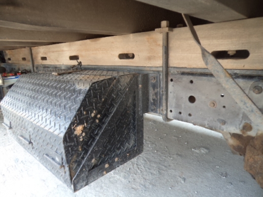 ขายรถอีซูซุ6ล้อ115แรง สภาพสวยๆพร้อมใช้งานคับ