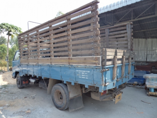 ขายรถอีซูซุ6ล้อ115แรง สภาพสวยๆพร้อมใช้งานคับ