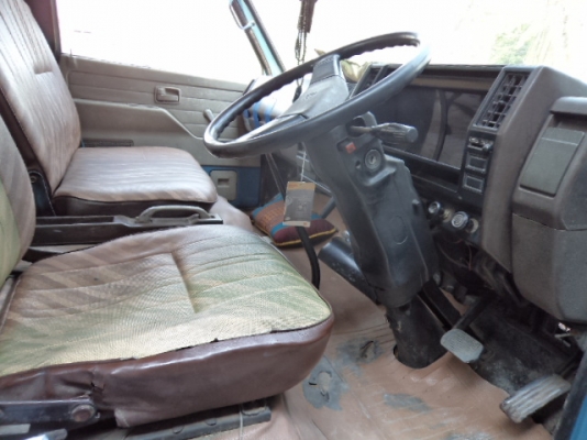 ขายรถอีซูซุ6ล้อ115แรง สภาพสวยๆพร้อมใช้งานคับ