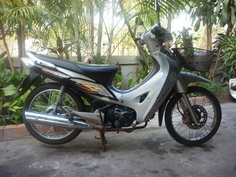 เวฟ 125 สามคัน ขาย 34500 บาท เวฟ 125 สามคัน ขาย 34500 บาท