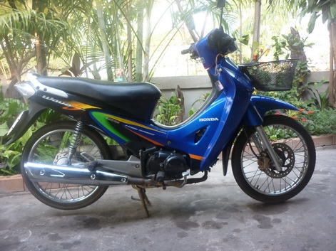 เวฟ 125 สามคัน ขาย 34500 บาท เวฟ 125 สามคัน ขาย 34500 บาท