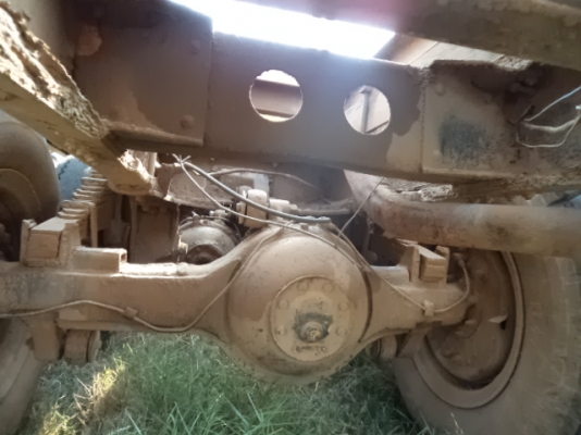 ขายรถ10ล้ออีซูซุหัวยาวเทลอร์เข็นแม็กโคพร้อมใช้งานคับ