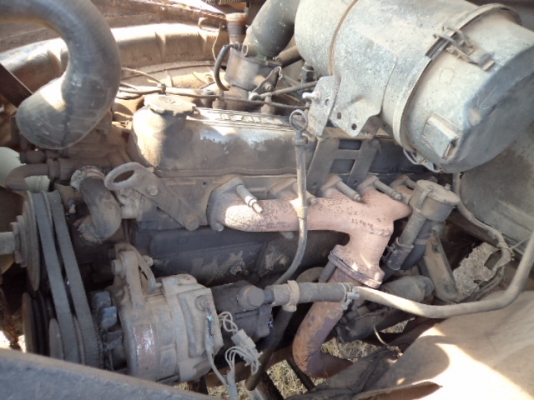 ขายรถ10ล้ออีซูซุหัวยาวเทลอร์เข็นแม็กโคพร้อมใช้งานคับ