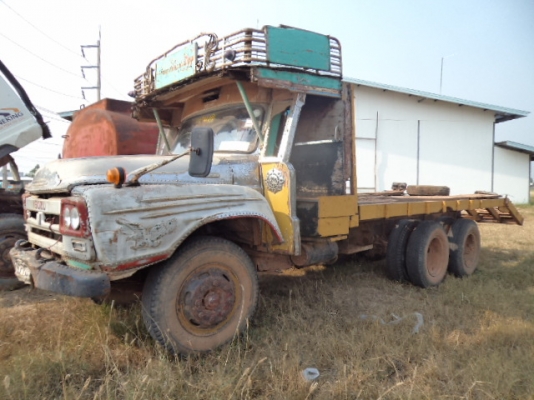 ขายรถ10ล้ออีซูซุหัวยาวเทลอร์เข็นแม็กโคพร้อมใช้งานคับ