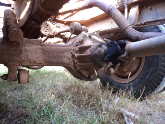 ขายรถ10ล้ออีซูซุหัวยาวเทลอร์เข็นแม็กโคพร้อมใช้งานคับ