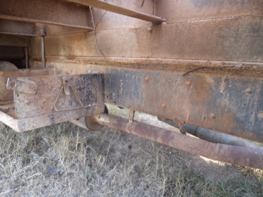 ขายรถ10ล้ออีซูซุหัวยาวเทลอร์เข็นแม็กโคพร้อมใช้งานคับ