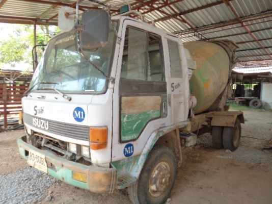 ขายรถอีซูซุ6ล้อร็อกโม่ปูน185แรงม้า เบรกทิฟฟี เพาเวอร์ สภาพดีพร้อมใช้งาน