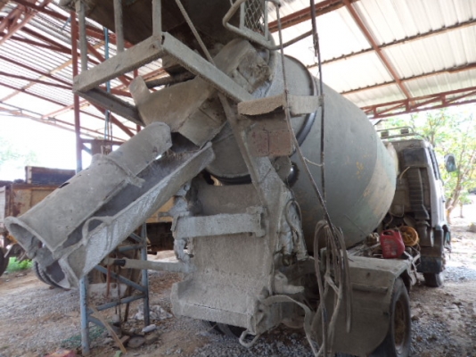 ขายรถอีซูซุ6ล้อร็อกโม่ปูน185แรงม้า เบรกทิฟฟี เพาเวอร์ สภาพดีพร้อมใช้งาน