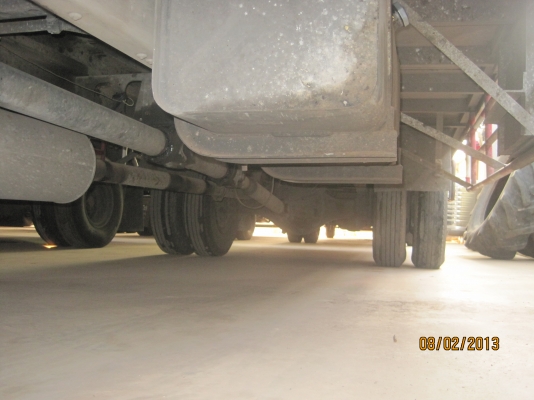 ขายรถบรรทุก6ล้อตู้3บาน ISUZU DECA  URO 3  FRR 210 รถสวยมากเลยครับ