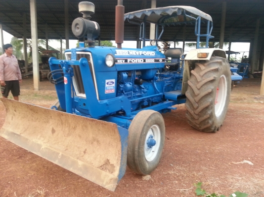ขายด่วน !! ฟอร์ด 6600 T5 สภาพดีมาก ราคา 390000 บาท