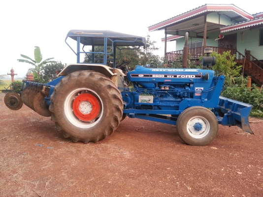ขายด่วน !! ฟอร์ด 6600 T5 สภาพดีมาก ราคา 390000 บาท