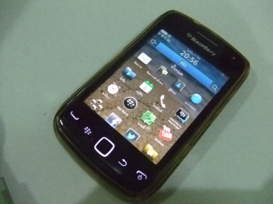 ขาย BLACKBERRY  9380  สีดำ   สวยๆเลย    ส่งฟรี  EMS