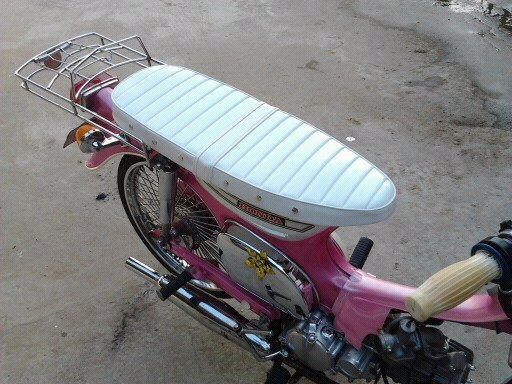 ขาย C 70 สวยสวย ทะเบียนแท้ เครื่อง 150 CC อินวอย