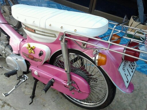 ขาย C 70 สวยสวย ทะเบียนแท้ เครื่อง 150 CC อินวอย