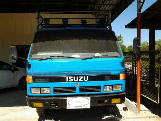 ขายรถหกล้อพร้อมใช้ สภาพงามมาก ขายรถหกล้อพร้อมใช้ สภาพงามมาก