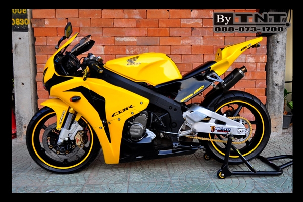 <TNT>ขาย Honda CBR(NC-23) 400 cc./ปี89/ทะเบียนแท้/แฟริ่งแต่งCBR ปี08..สวยๆเทพๆ>>>