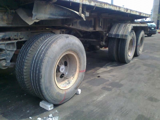 หางพ่วง 3 คาน เก็บหน่อยนะ