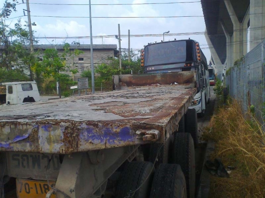 หางพ่วง 3 คาน เก็บหน่อยนะ