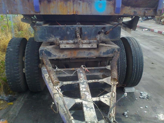 หางพ่วง 3 คาน เก็บหน่อยนะ