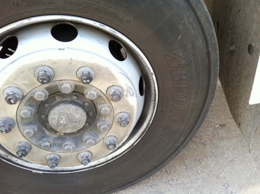 ขายดาวน์ รถหัวลาก SINOTRUK HOWO 6x4 (CNG) 345 แรงม้า