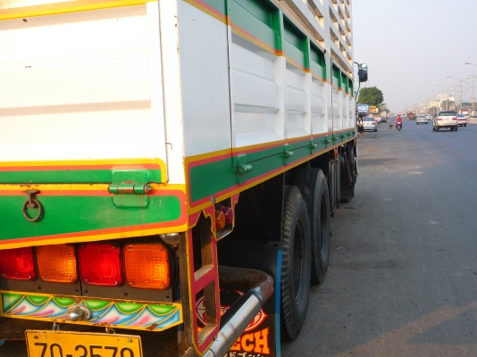 ขายกะบะรถ 10 ล้อ ขนาด 7.5 x 2.5 เมตร